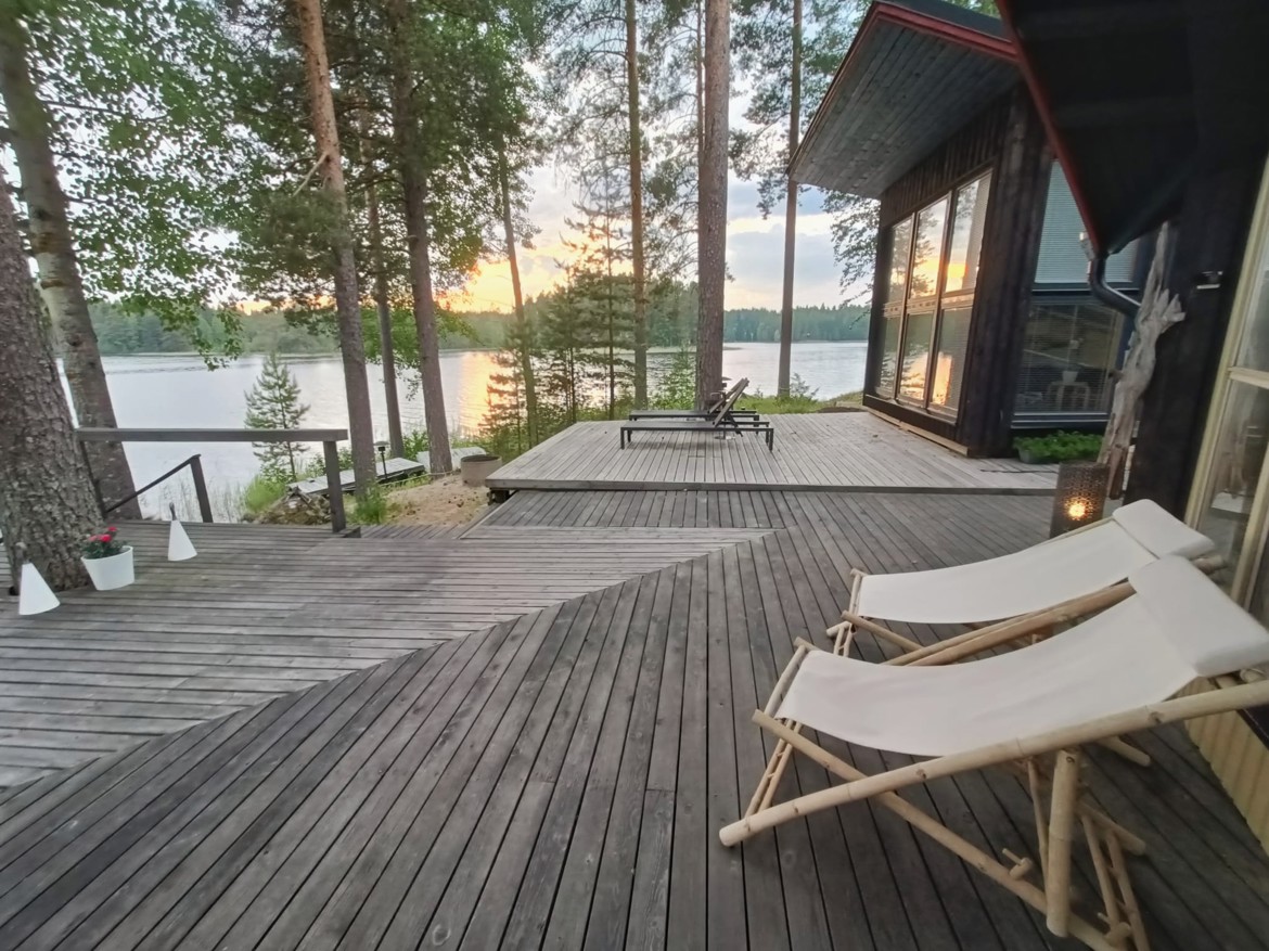 Valtava terassikokonaisuus